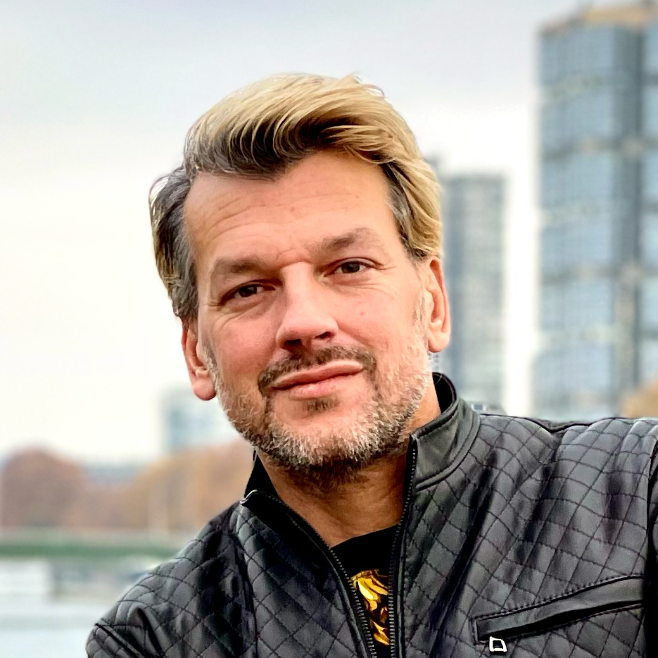 Damian Delvaux